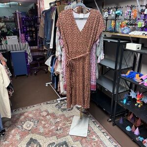 Serra Brown Floral Midi Dress